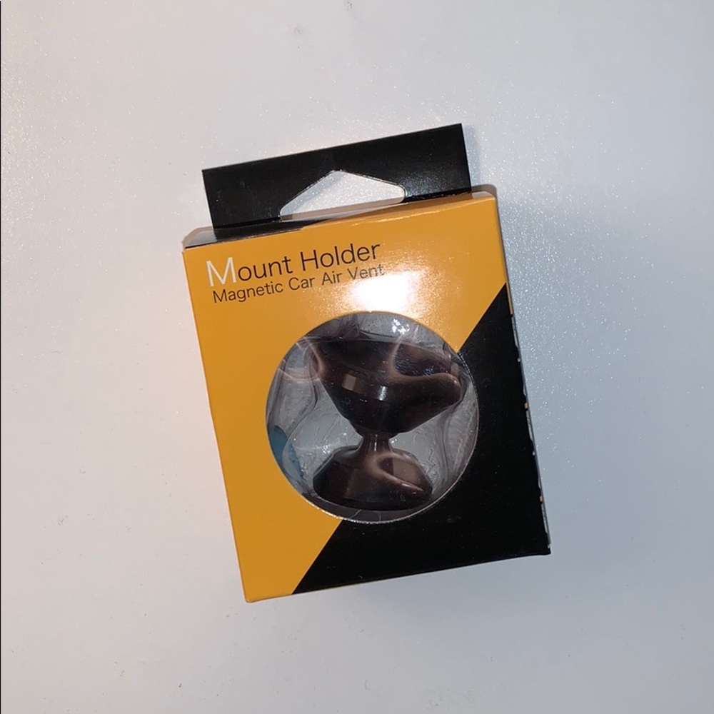 Mount Holder